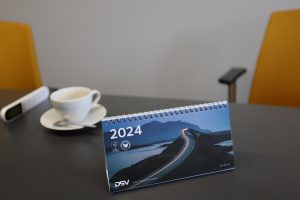 Kalendarze biurkowe – Kalendarze poziome